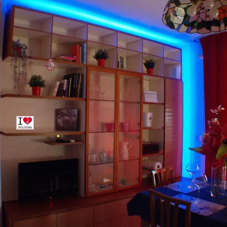 I Apartment *